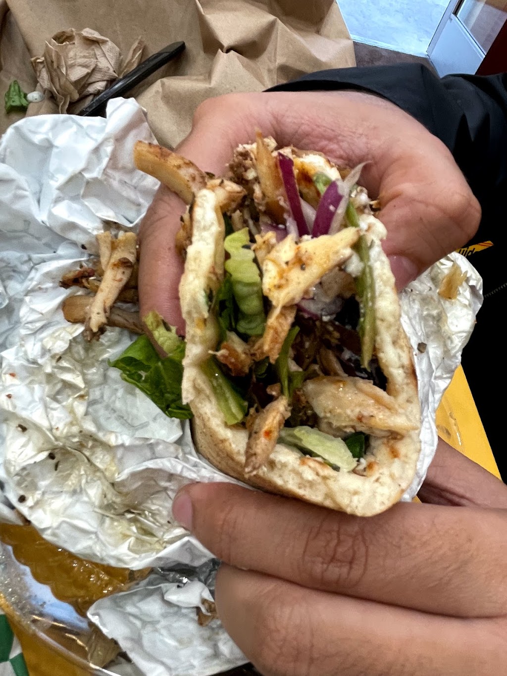 Cravingrill | restaurant | 863 N Main St, Fort Bragg, CA 95437, USA | 7079616123 OR +1 707-961-6123