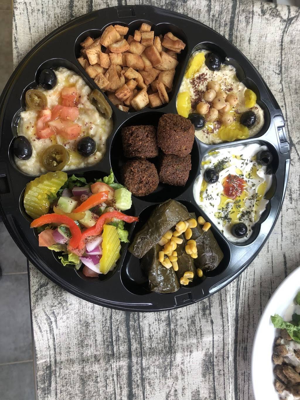 The gyro platter | restaurant | 67 Hoffman Blvd, East Orange, NJ 07017, USA | 8622359020 OR +1 862-235-9020
