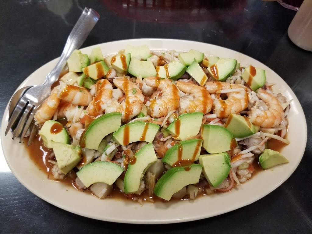 Mariscos El Viejon | restaurant | 11120 Atlantic Ave, Lynwood, CA 90262, USA | 3108855584 OR +1 310-885-5584