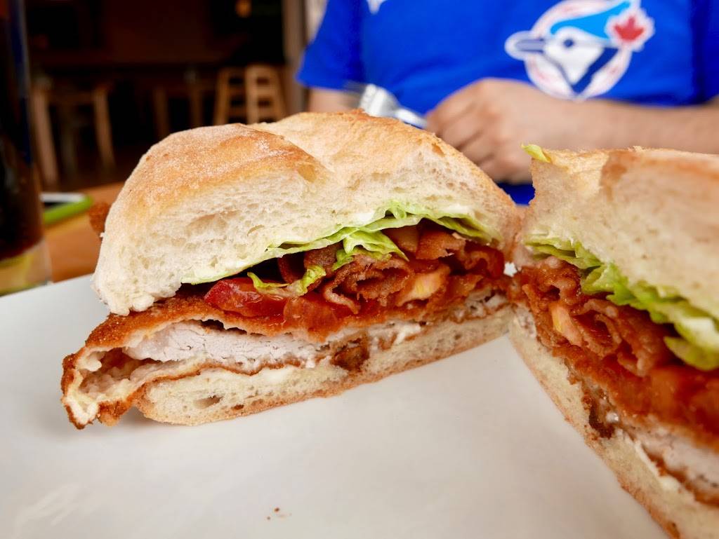 Vs Schnitzel House | restaurant | 448 Browns Line, Etobicoke, ON M8W 3T9, Canada | 4162553179 OR +1 416-255-3179