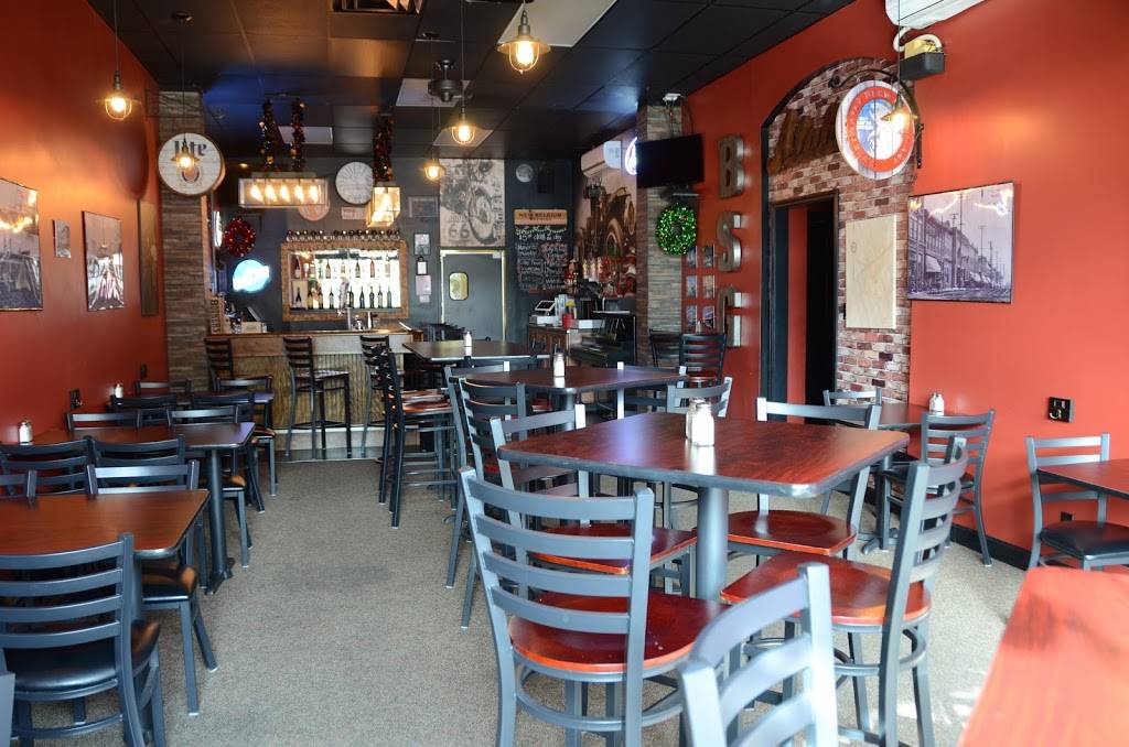 Bank Street Grill | restaurant | 719 Bank St NE, Decatur, AL 35601, USA | 2566864202 OR +1 256-686-4202