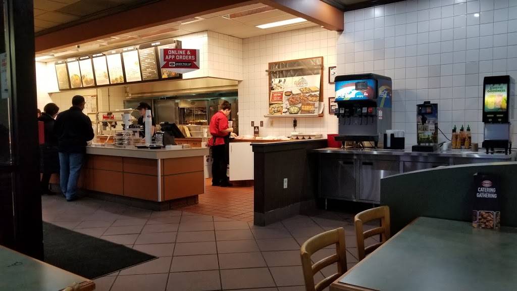 Boston Market | restaurant | 1000 E Pittsburgh St, Greensburg, PA 15601, USA | 7248389864 OR +1 724-838-9864