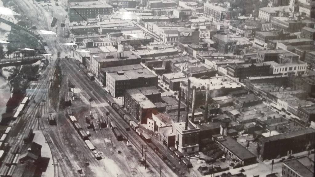 Main Street Donuts | restaurant | 606 W Main St, Ottumwa, IA 52501, USA | 6416827777 OR +1 641-682-7777