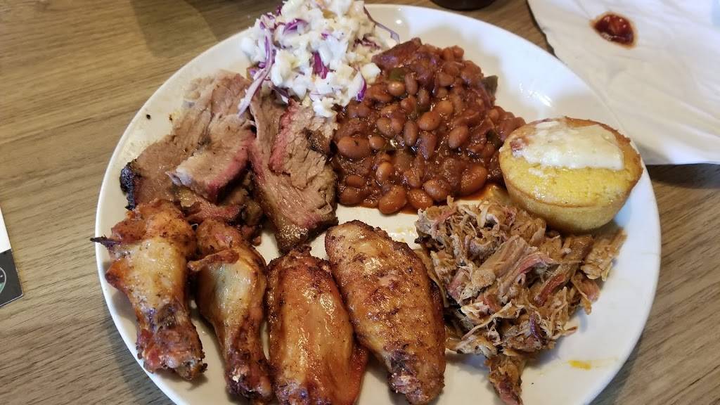 The Kensington Grill | restaurant | 30712 Lyon Center Dr, New Hudson, MI 48165, USA | 2484377077 OR +1 248-437-7077