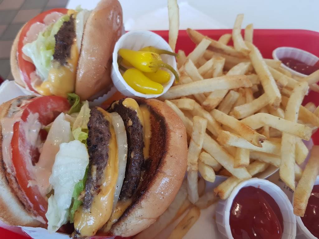 In-N-Out Burger | restaurant | 26401 Bouquet Canyon Rd, Santa Clarita, CA 91350, USA | 8007861000 OR +1 800-786-1000