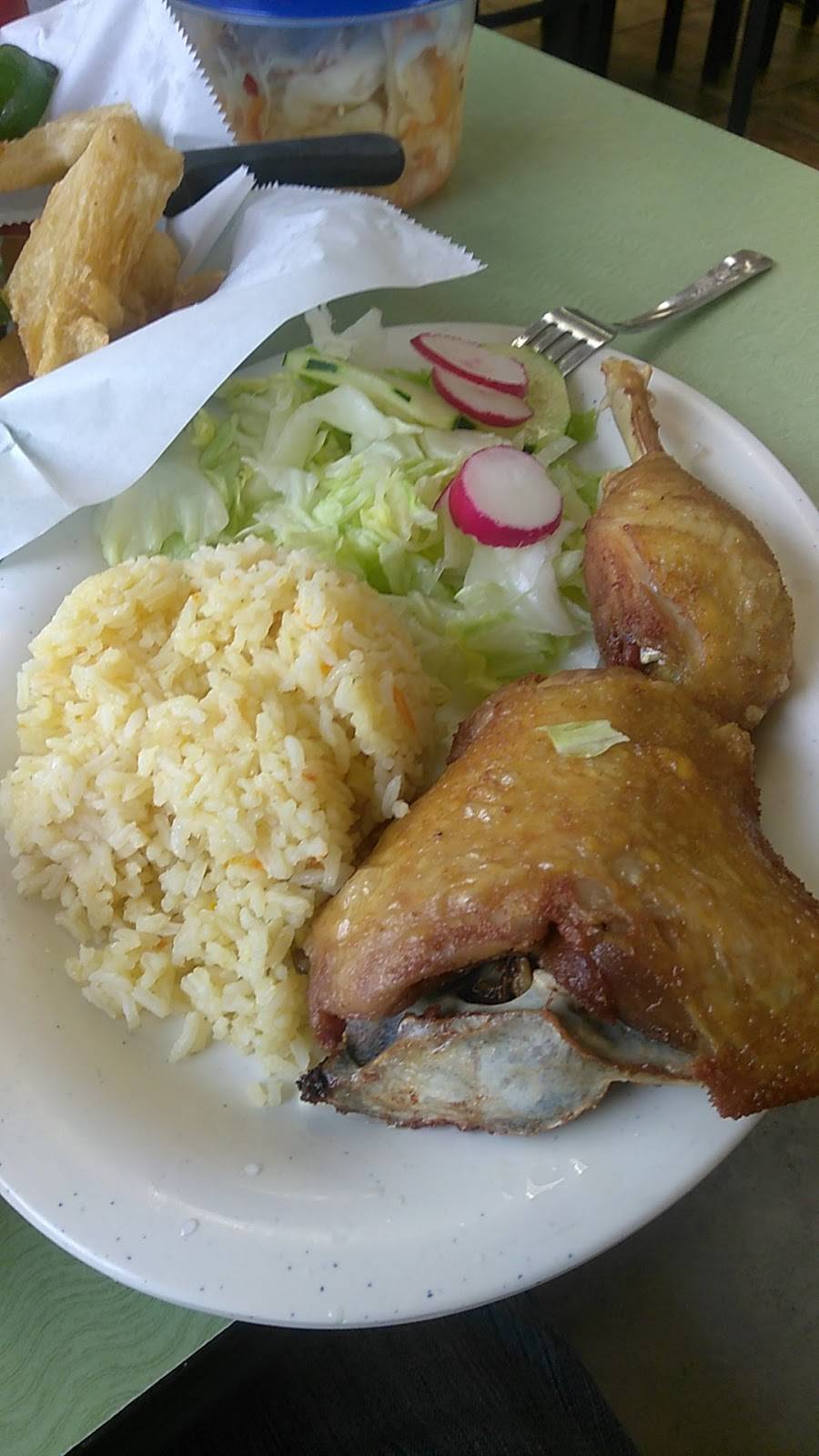 El Papaturro | restaurant | 241 E Crosstimbers St, Houston, TX 77022, USA | 7136914304 OR +1 713-691-4304