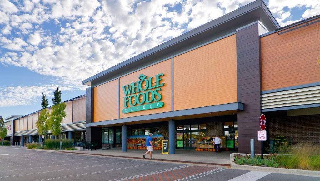 Hinsdale Lake Commons | shopping mall | 6300 Kingery Hwy, Willowbrook, IL 60527, USA | 6306452800 OR +1 630-645-2800