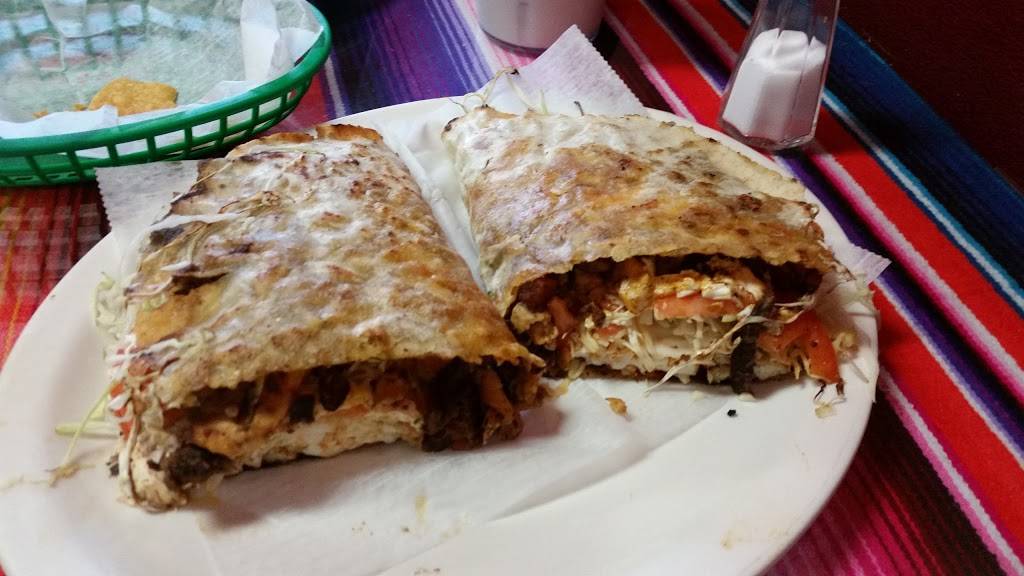 Restaurant El Sombrero | restaurant | 25 Broad St, Freehold, NJ 07728, USA | 7323031300 OR +1 732-303-1300