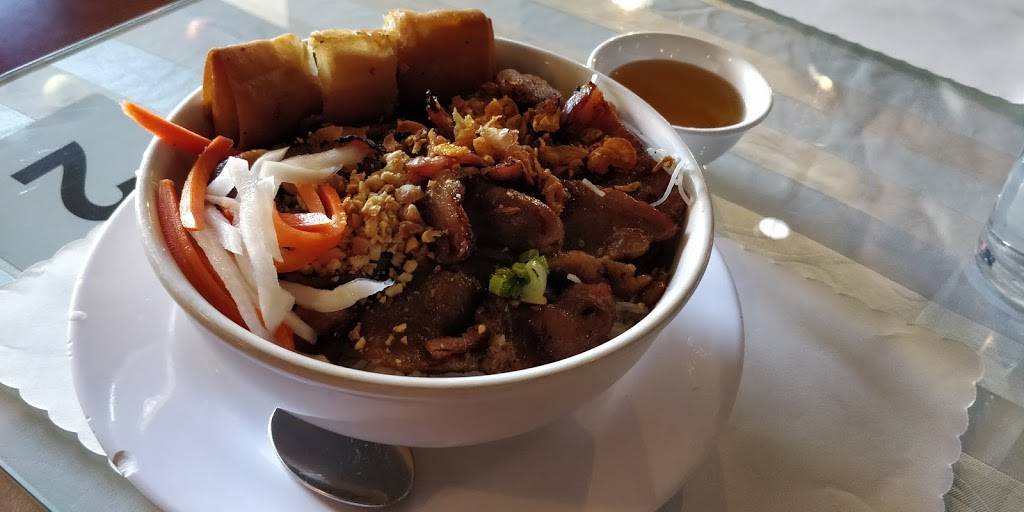 Pho 805 | restaurant | 435 Alisal Rd, Solvang, CA 93463, USA | 8056868200 OR +1 805-686-8200