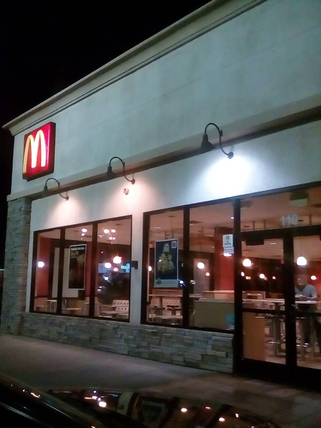 McDonalds | cafe | 110 N 12th Ave, Hanford, CA 93230, USA | 5595874558 OR +1 559-587-4558