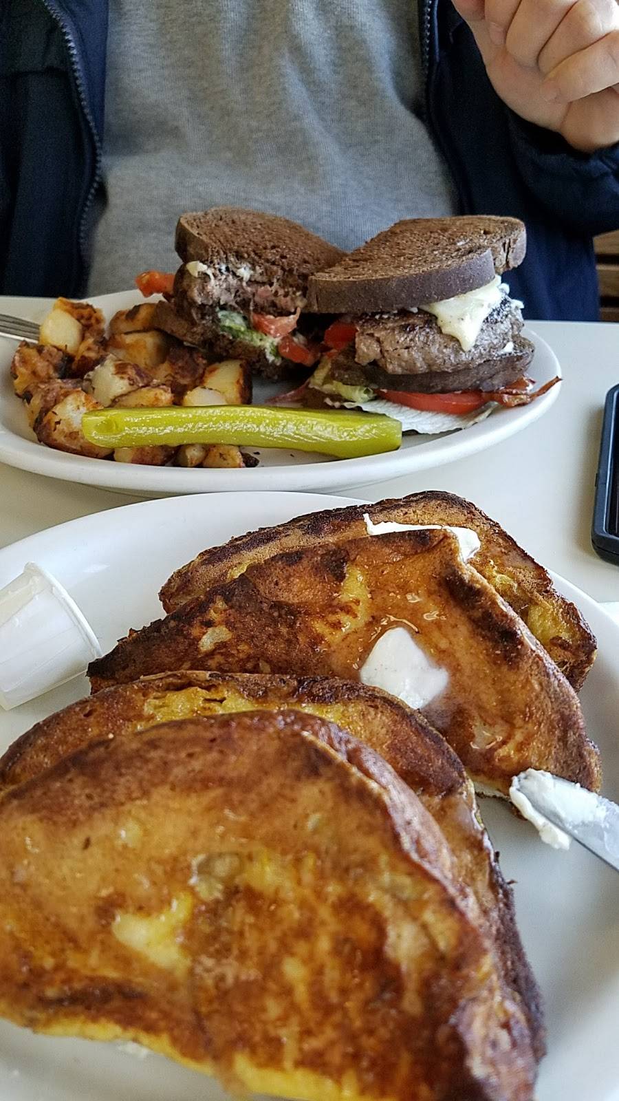 Sunshine Cafe | restaurant | 12 Harding St, Lakeville, MA 02347, USA | 5089469160 OR +1 508-946-9160