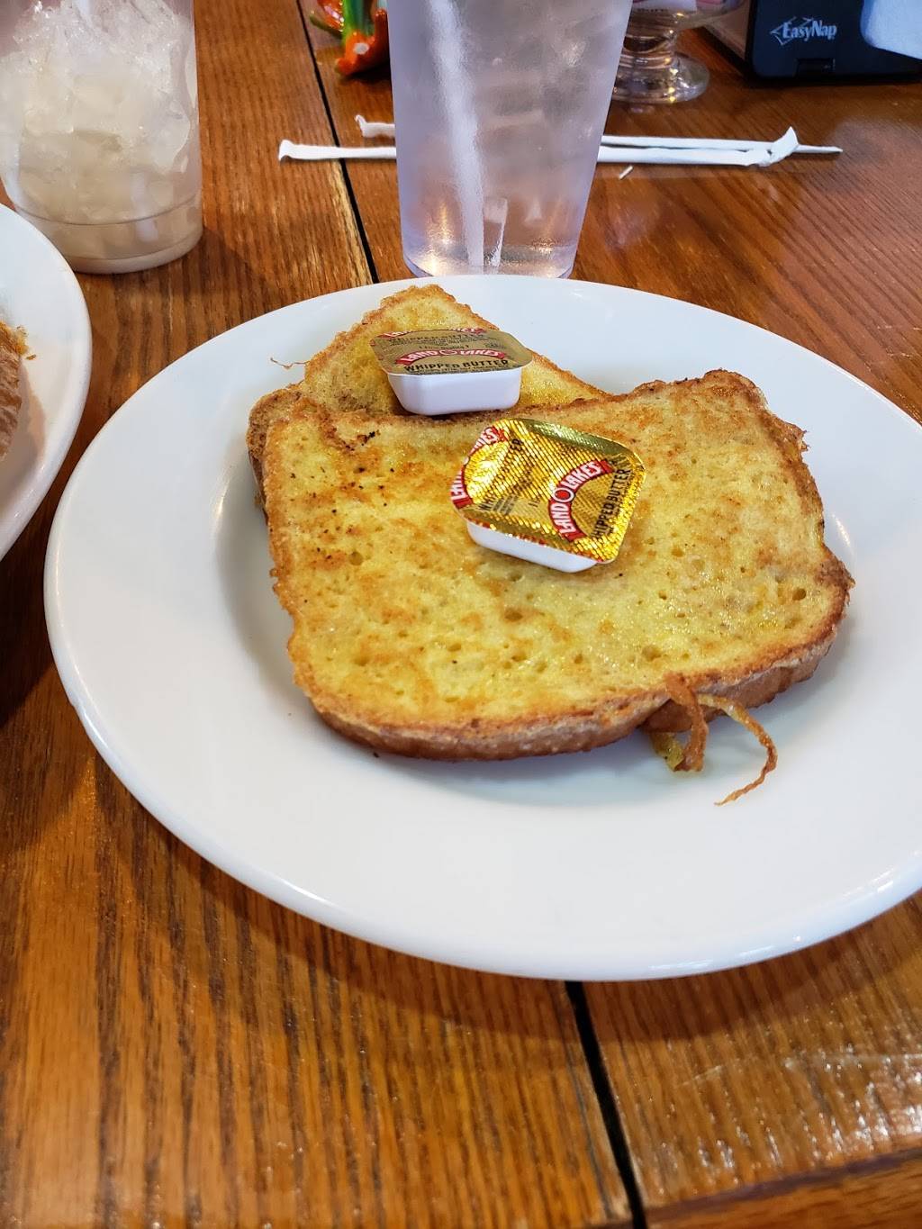 Buffalo Ridge Cafe | cafe | 3 N Main St, Alta, IA 51002, USA | 7122001155 OR +1 712-200-1155