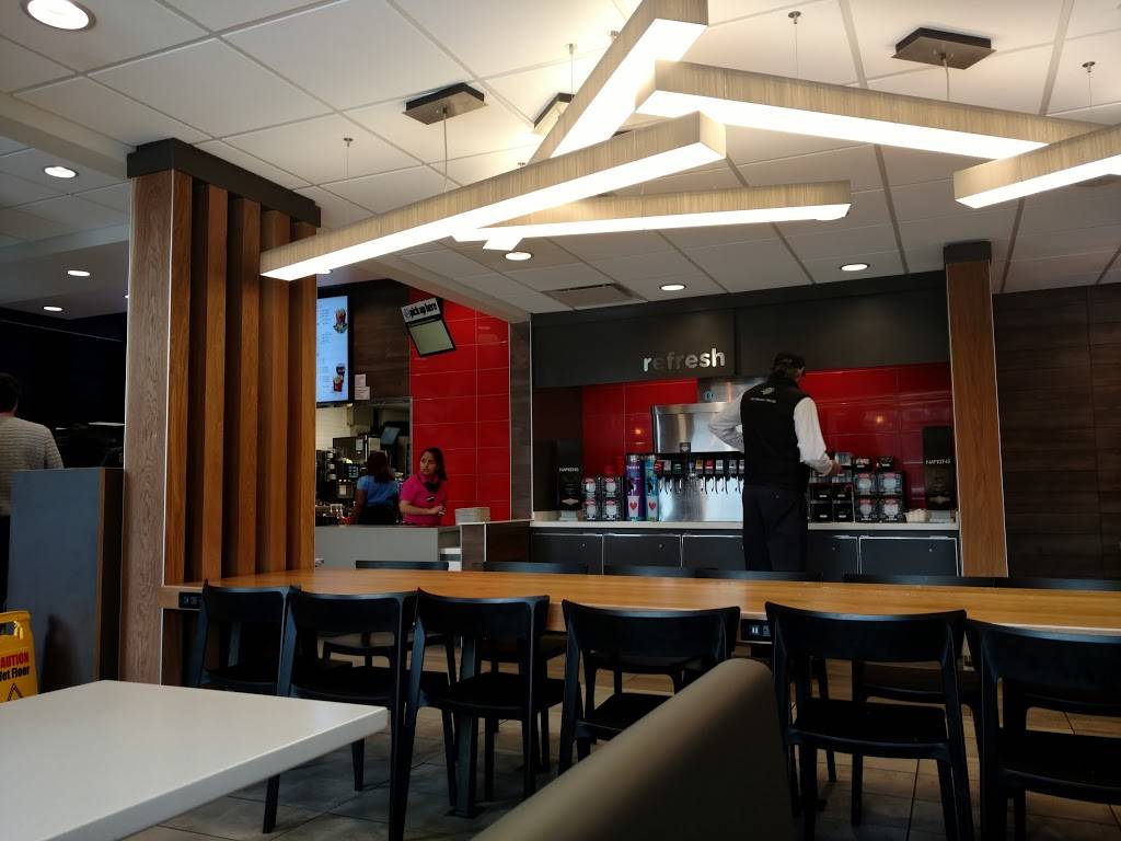 McDonalds | cafe | 2171 N Frontage Rd W, Vail, CO 81657, USA | 9704761966 OR +1 970-476-1966