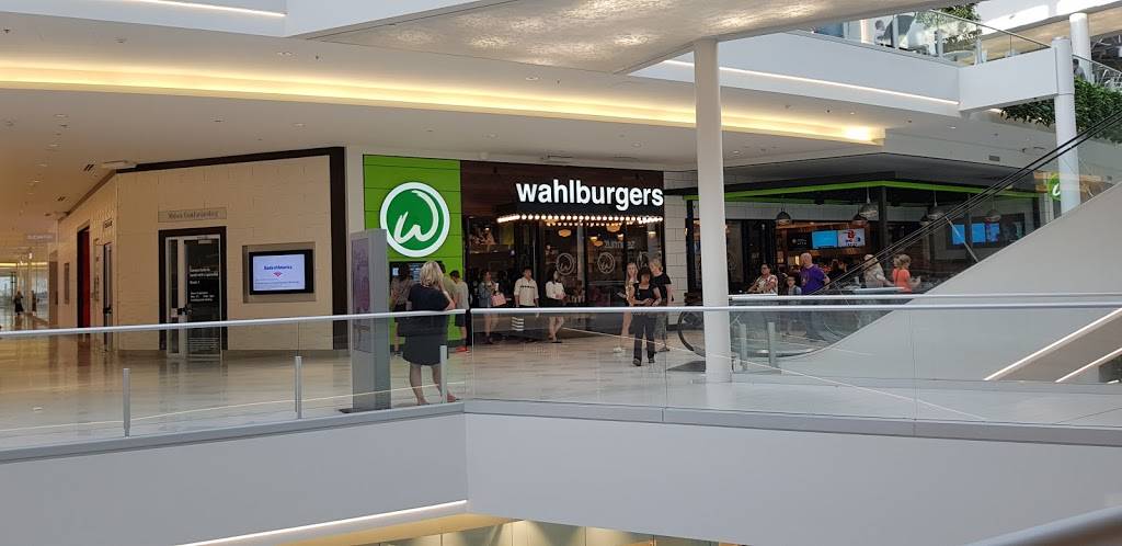 Wahlburgers | restaurant | Mall of America, 234 North Garden, Bloomington, MN 55425, USA | 9528541655 OR +1 952-854-1655