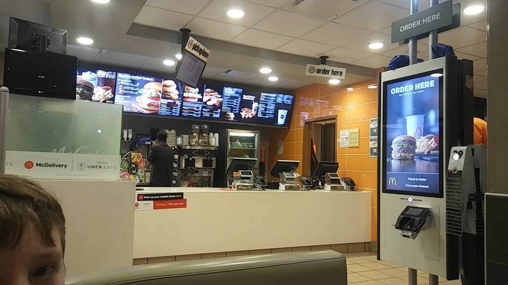 McDonalds | cafe | 322 Merchant Dr, Knoxville, TN 37912, USA | 8656872689 OR +1 865-687-2689