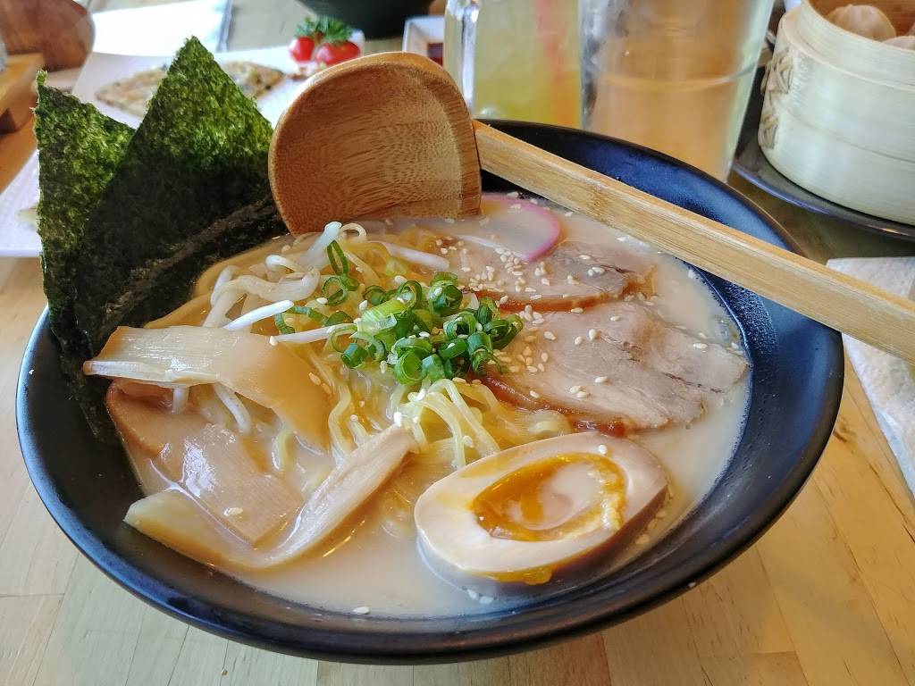 My Lil Cube | restaurant | 402 N Meridian, Puyallup, WA 98371, USA | 2538402158 OR +1 253-840-2158