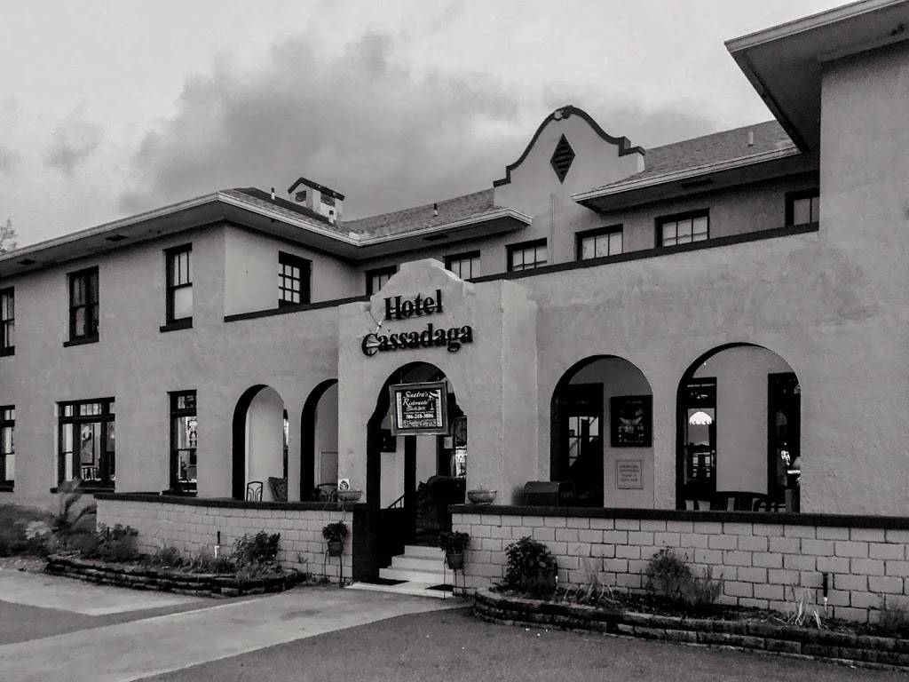 Cassadaga Hotel | restaurant | 355 Cassadaga Rd, Lake Helen, FL 32744, USA | 3862282323 OR +1 386-228-2323