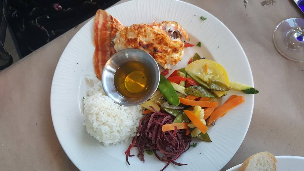 Snappers Sea Grill | restaurant | 5895 Gulf Blvd, St Pete Beach, FL 33706, USA | 7273673550 OR +1 727-367-3550