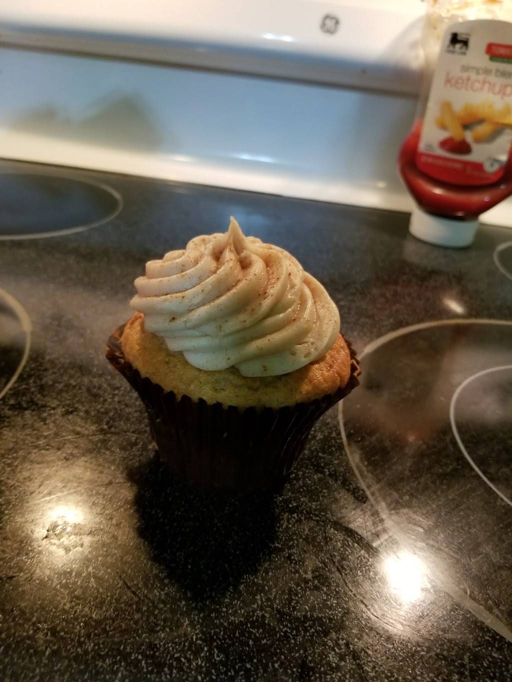 Small Cakes | restaurant | 330 Bland Blvd, Newport News, VA 23602, USA | 7573690890 OR +1 757-369-0890