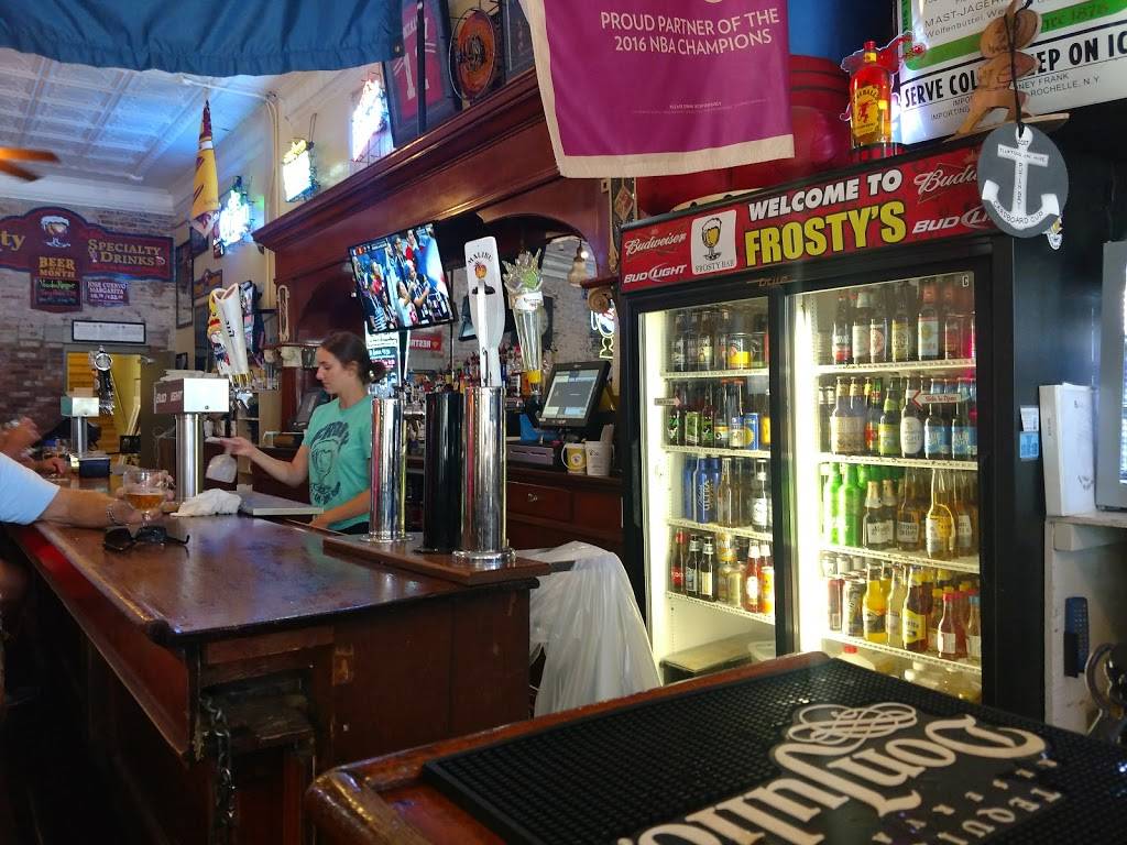 Frostys Bar & Family Pizza Big Mans Burrito Stand | restaurant | 252 Delaware Ave, Put-In-Bay, OH 43456, USA | 4192853278 OR +1 419-285-3278