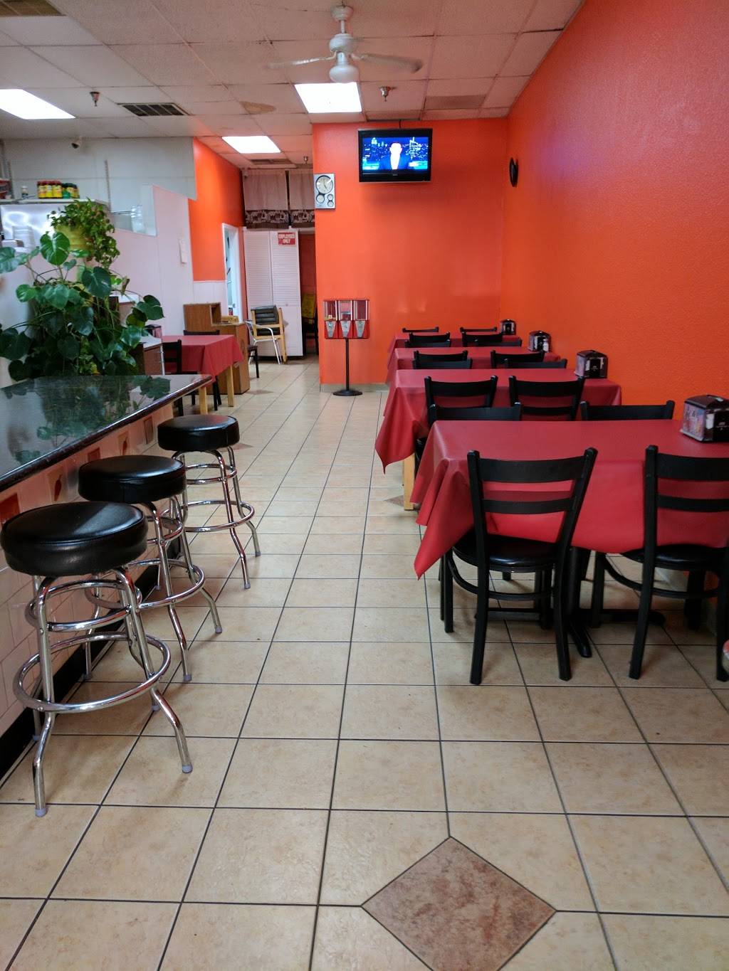 Taqueria El Premio Mayor | restaurant | 3141 N Maroa Ave, Fresno, CA 93704, USA | 5592277281 OR +1 559-227-7281