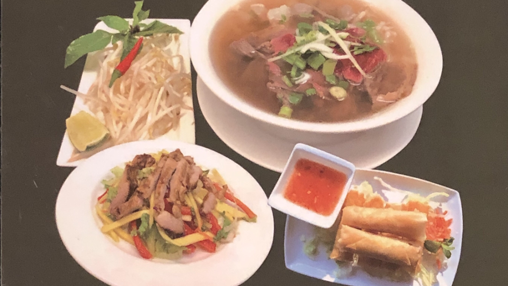 Pho Blooming Rose | meal takeaway | 895 Yonge St, Toronto, ON M4W 2H2, Canada | 4169622825 OR +1 416-962-2825