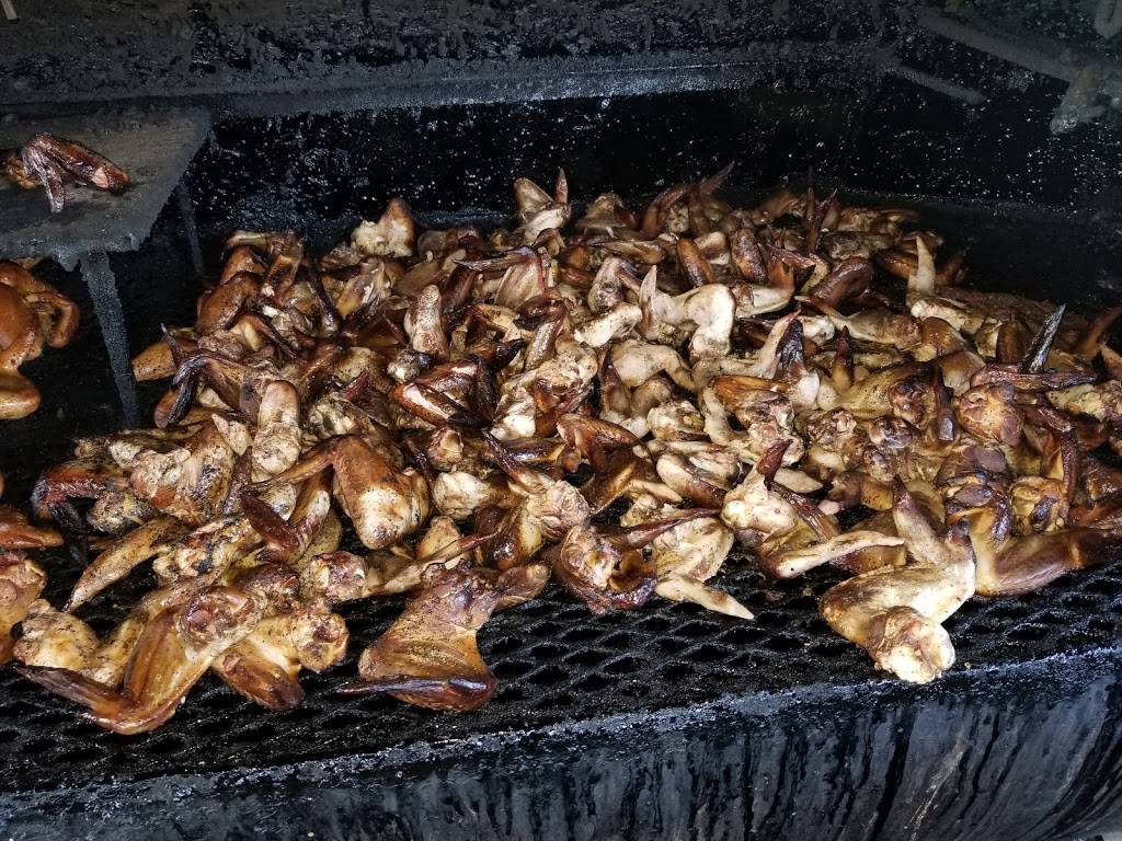 Dirty Glove Midwest BBQ LLC | restaurant | 1716 W Howard Ln, Austin, TX 78728, USA | 5122226982 OR +1 512-222-6982