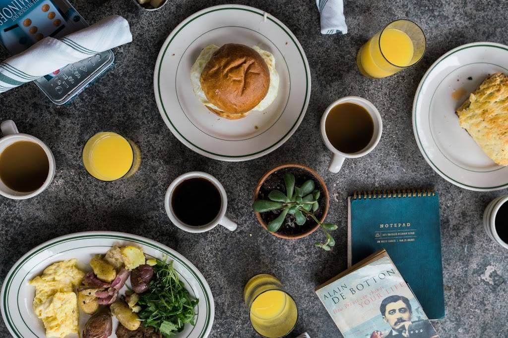 Trotwood Restaurant & Bar | restaurant | 230 Winter Clove Rd, Round Top, NY 12473, USA | 5186229363 OR +1 518-622-9363