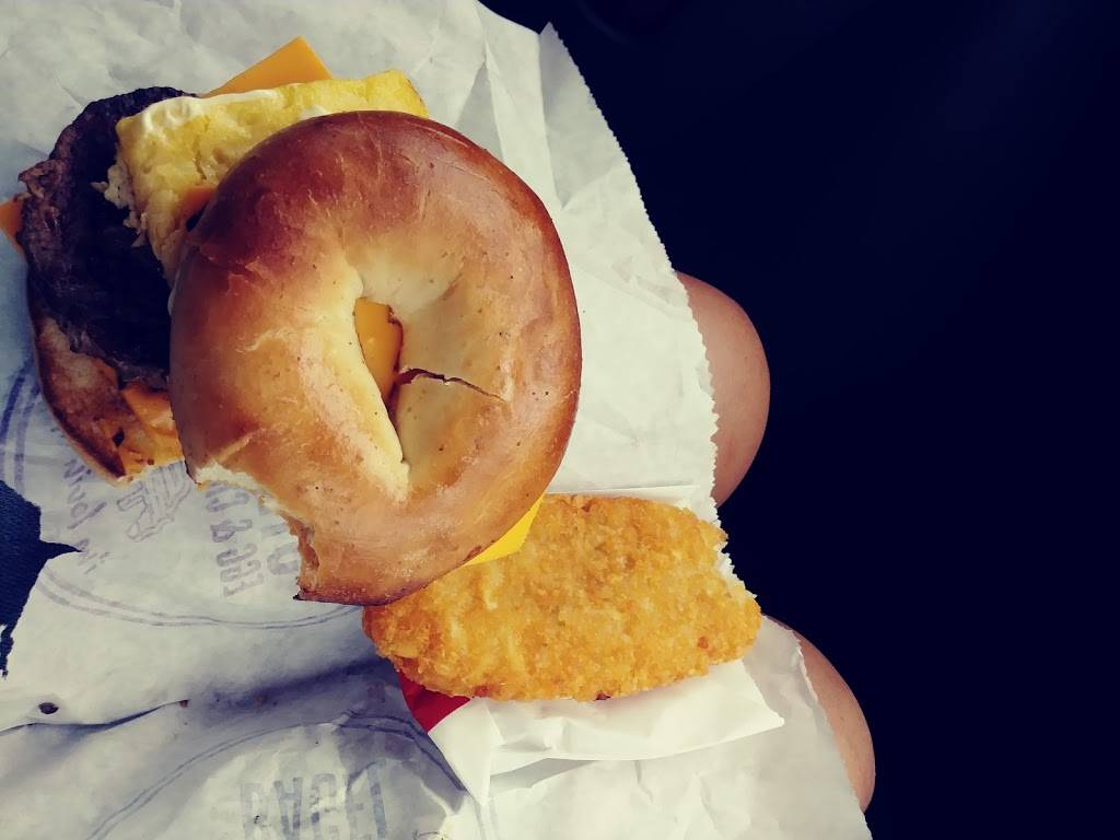 McDonalds | restaurant | 5101 Pointe of Tampa Way, Tampa, FL 33647, USA | 8138669721 OR +1 813-866-9721