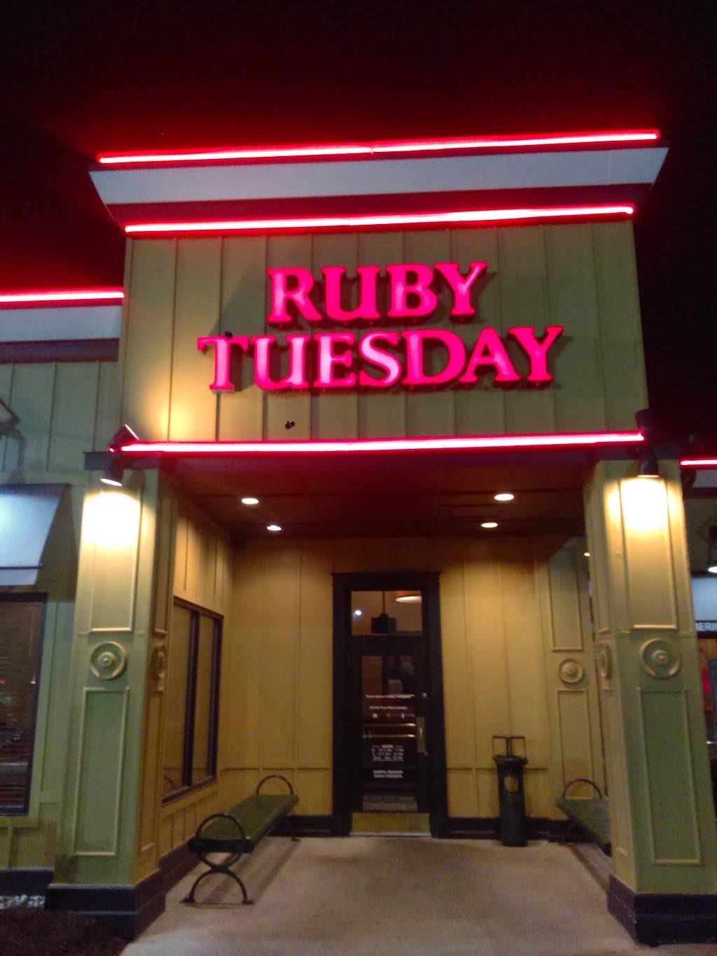 Ruby Tuesday | restaurant | 60 Towne Centre Way, Hampton, VA 23666, USA | 7578250825 OR +1 757-825-0825