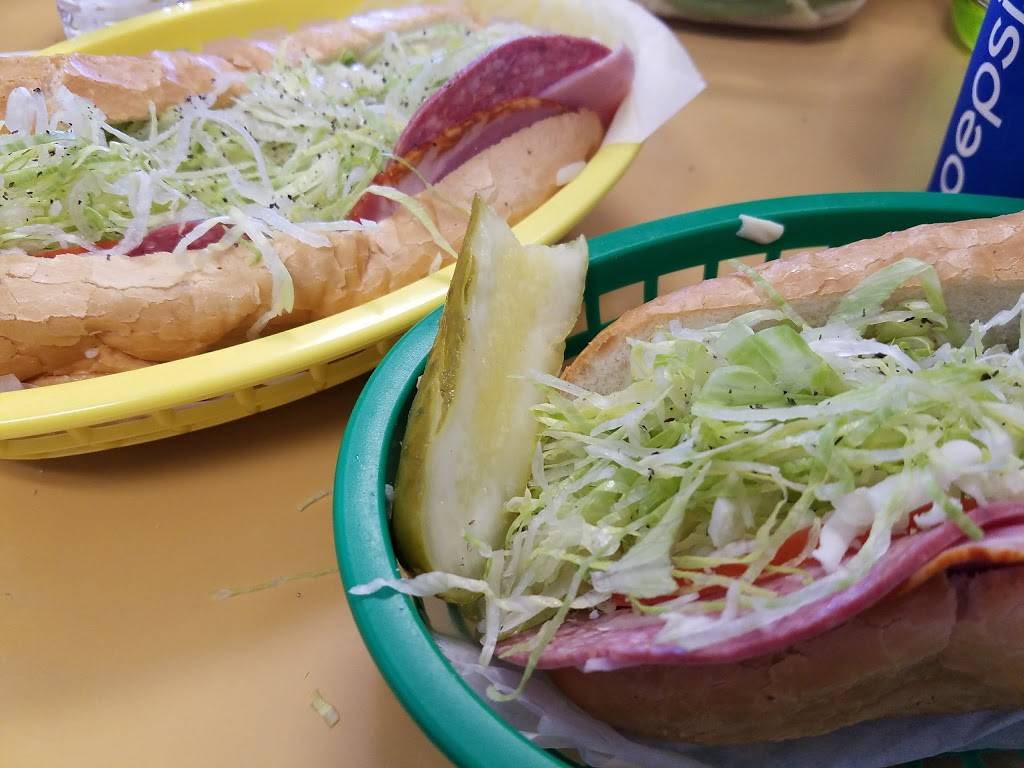 Lil Pickle | restaurant | 2985 Fairview Rd, Costa Mesa, CA 92626, USA | 7149795522 OR +1 714-979-5522