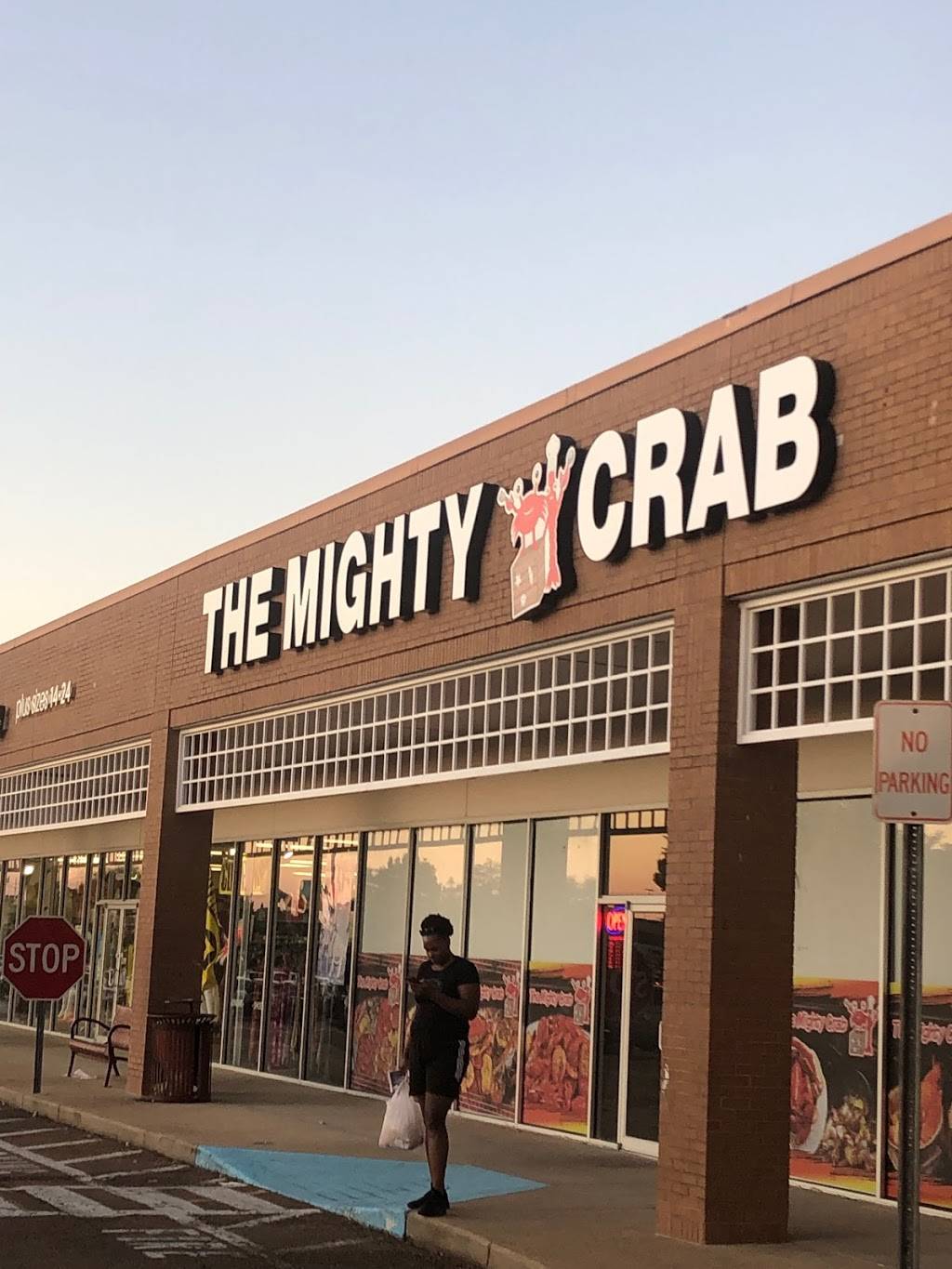 The Mighty Crab | restaurant | 6380 Ridgewood Ct Dr Suite I, Jackson, MS 39211, USA | 6019913828 OR +1 601-991-3828