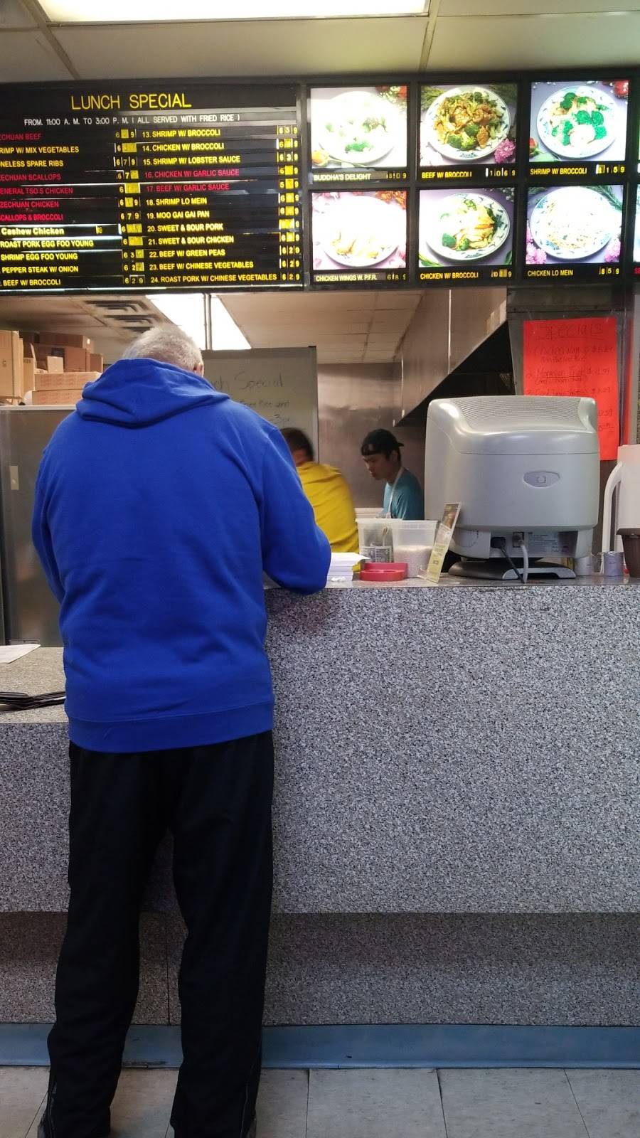 Grand Lakes | restaurant | 1810 Breton Rd SE, Grand Rapids, MI 49506, USA | 6169542500 OR +1 616-954-2500