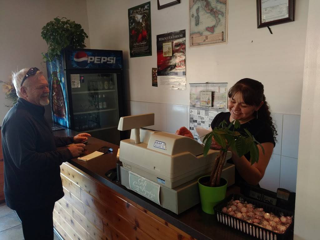 Lucio Cs | restaurant | 12134 King William Rd, King William, VA 23086, USA | 8047697171 OR +1 804-769-7171