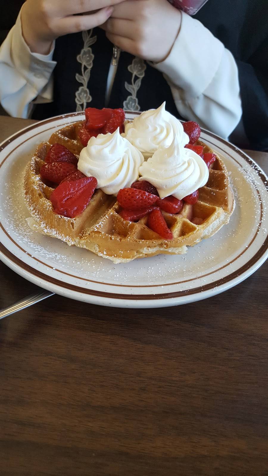 Pabas Restaurant | restaurant | 1215 Thomaston Ave, Waterbury, CT 06704, USA | 2037538545 OR +1 203-753-8545