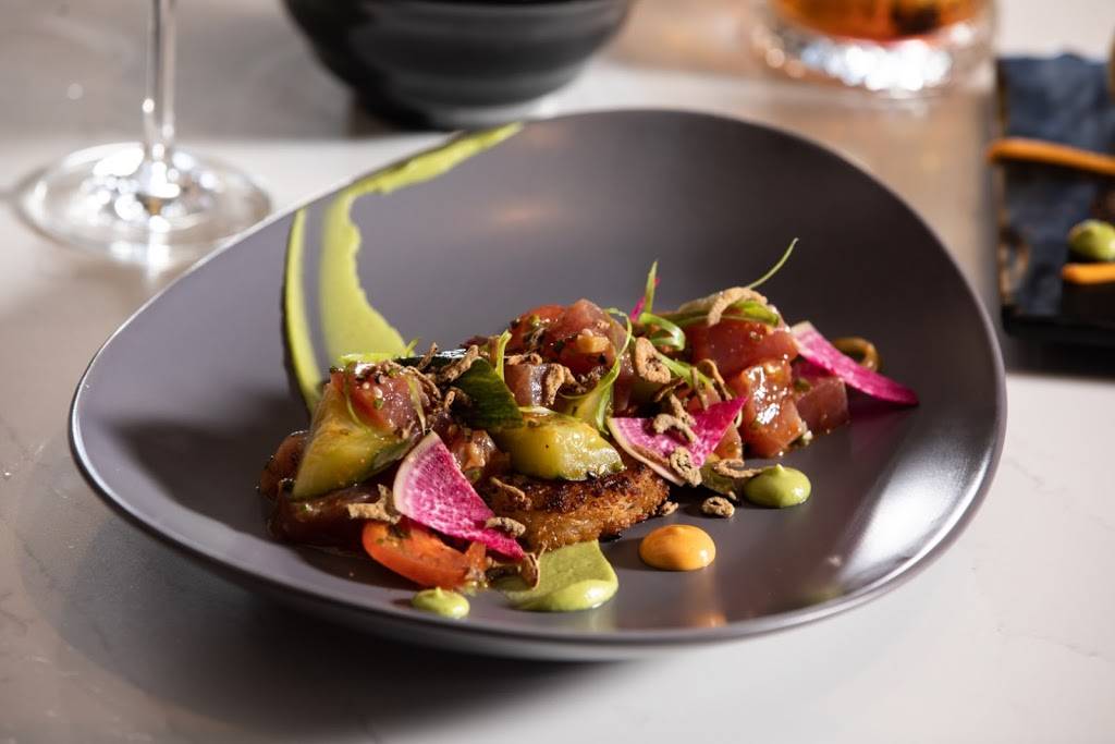 SX Sky Bar | restaurant | 808 S Michigan Ave, Chicago, IL 60605, USA | 7736330214 OR +1 773-633-0214