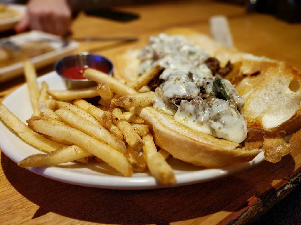 Twin Peaks Beaumont | restaurant | 3805 Interstate 10 Access Rd, Beaumont, TX 77707, USA | 4097307393 OR +1 409-730-7393