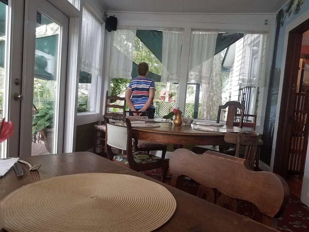 The Old House Cafe | cafe | 412 S Woodland Blvd, DeLand, FL 32720, USA | 3867347592 OR +1 386-734-7592