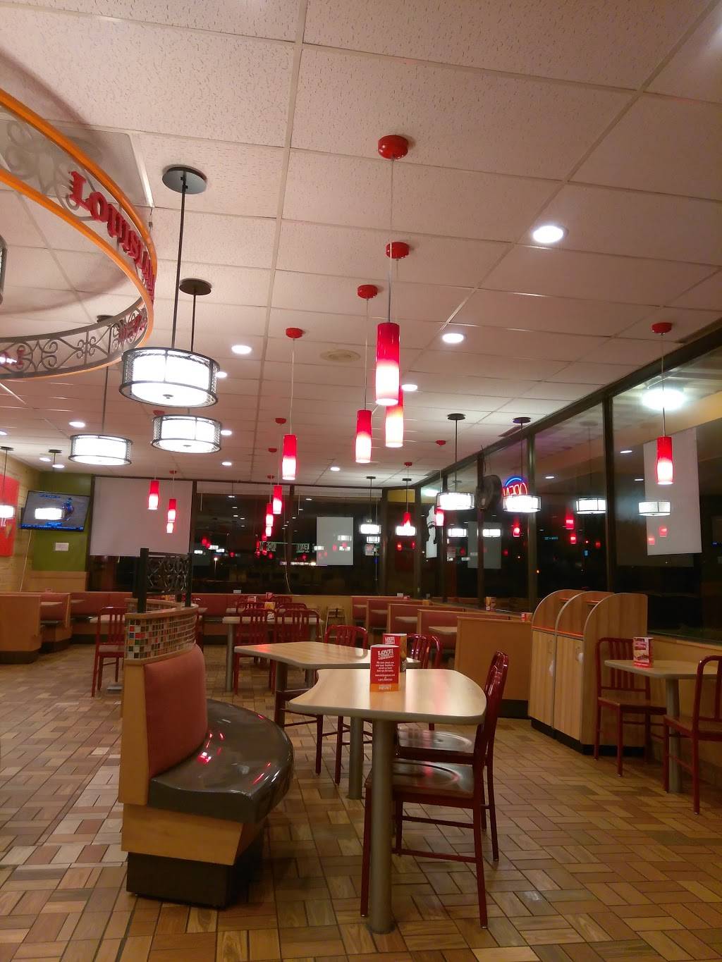 Popeyes Louisiana Kitchen | restaurant | 2839 E Fountain Blvd, Colorado Springs, CO 80910, USA | 7195774004 OR +1 719-577-4004