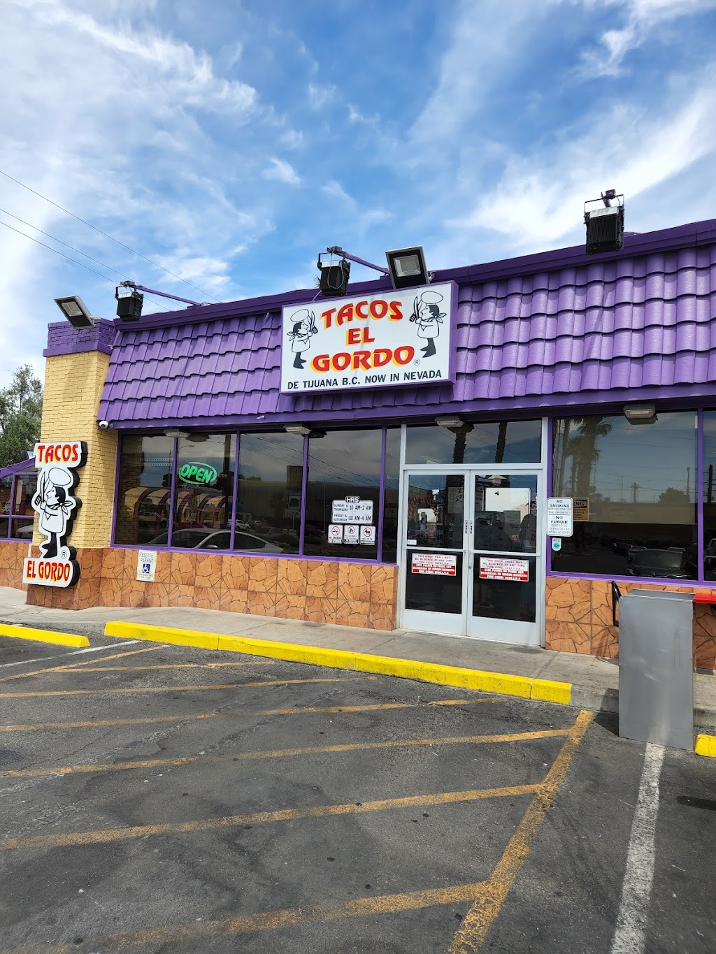 Tacos El Gordo | restaurant | 1724 E Charleston Blvd, Las Vegas, NV 89104, USA | 7022518226 OR +1 702-251-8226