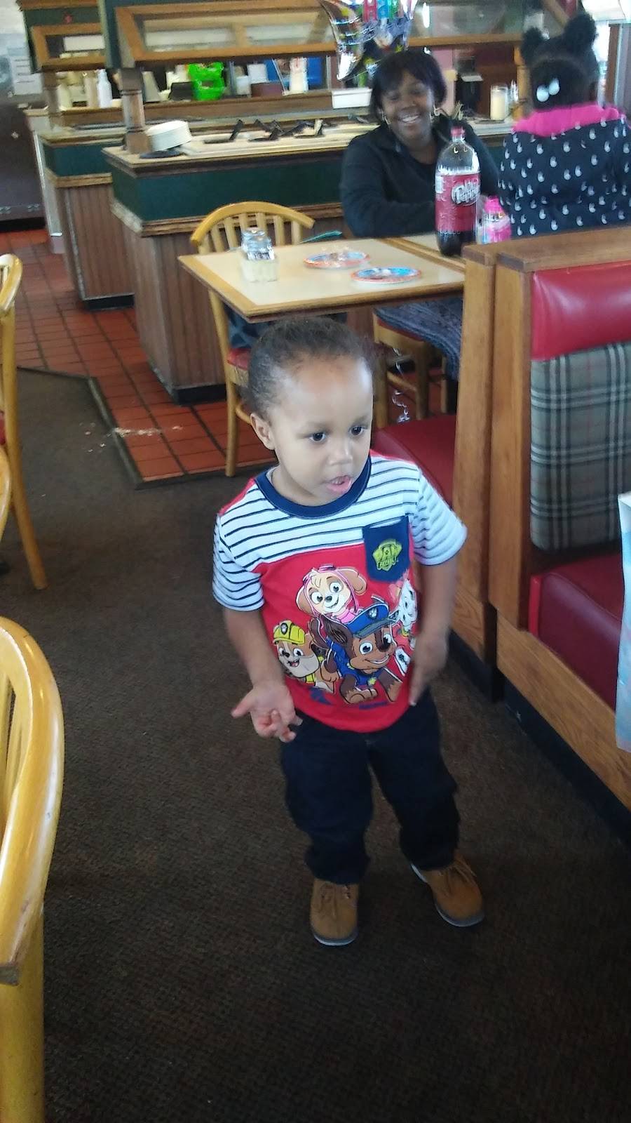 Pizza Hut | meal takeaway | 829 E Atlantic St, South Hill, VA 23970, USA | 4344473757 OR +1 434-447-3757