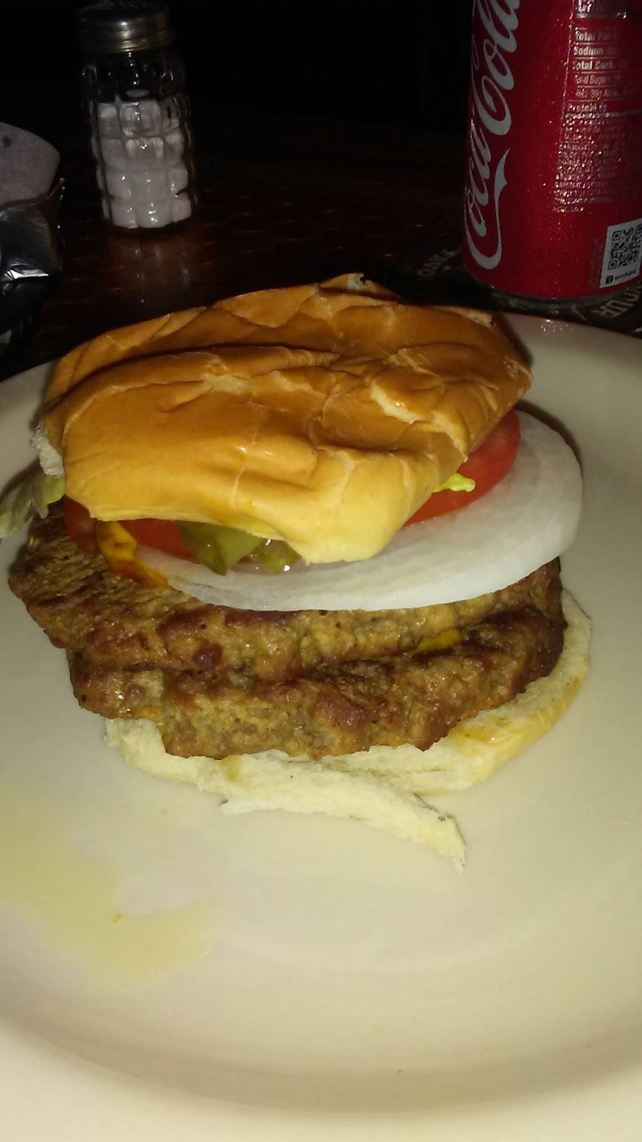 The Penny Bar | restaurant | 2815 S Price Ave, Springfield, IL 62704, USA | 2175236995 OR +1 217-523-6995