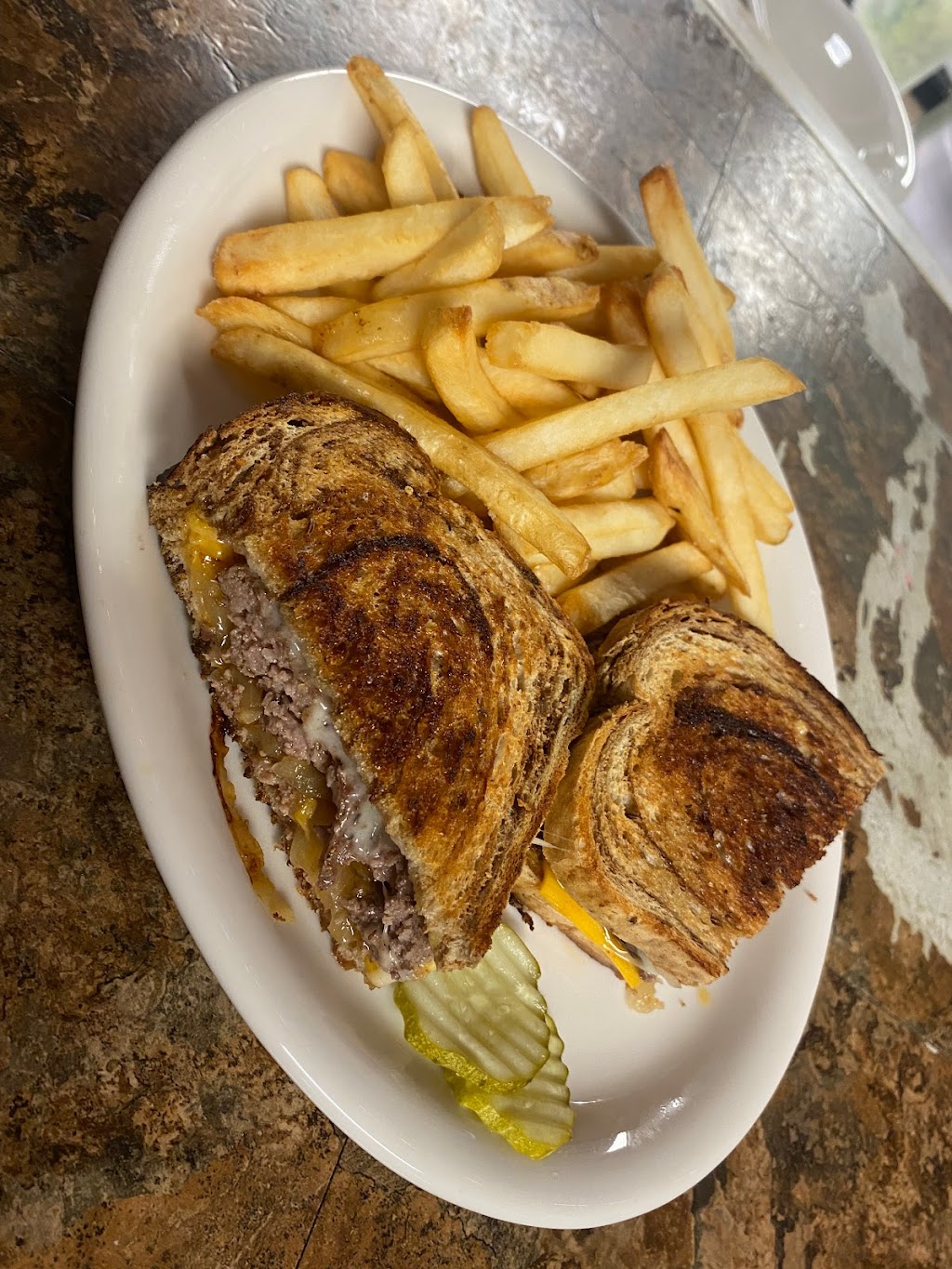 JJ’s Diner | restaurant | 1262 Louisville Hwy, Goodlettsville, TN 37072, USA | 6159923973 OR +1 615-992-3973