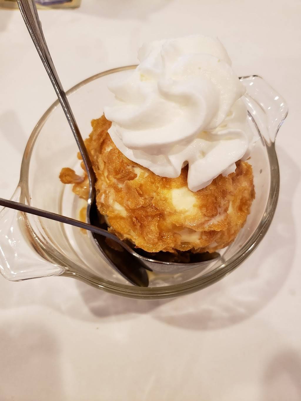 Roses Restaurant & Lounge | restaurant | 201 N Canton Center Rd, Canton, MI 48187, USA | 7349819904 OR +1 734-981-9904