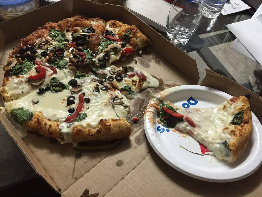 Dominos Pizza | meal delivery | 1581 Sycamore Ave Ste A, Hercules, CA 94547, USA | 5102229100 OR +1 510-222-9100