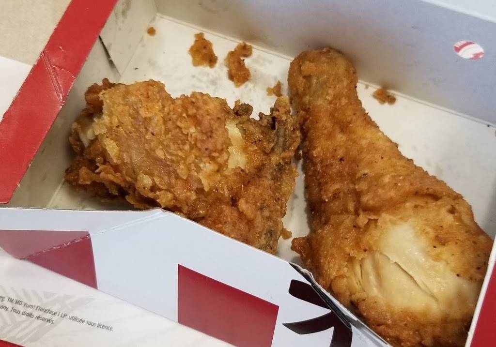 PFK | meal takeaway | 2997 Chemin de Chambly, Longueuil, QC J4L 1N3, Canada | 4506790680 OR +1 450-679-0680
