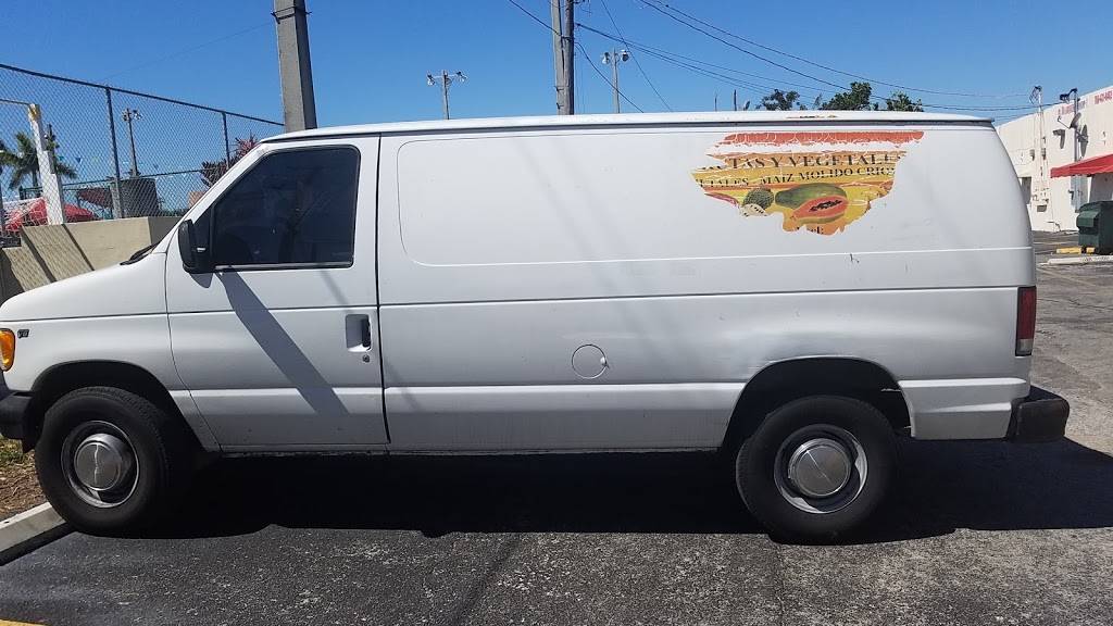 El Patio De Los Jugos | restaurant | 64 W 49th St, Hialeah, FL 33012, USA | 7863625438 OR +1 786-362-5438