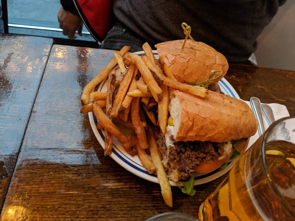 Dukes Counter | restaurant | 3000 Connecticut Ave NW, Washington, DC 20008, USA | 2027334808 OR +1 202-733-4808