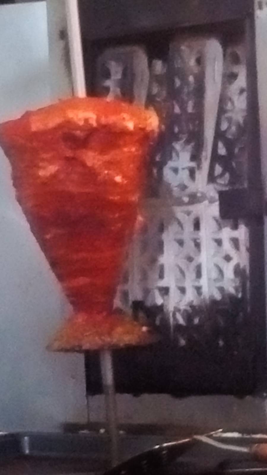 Tacos "Locochon" | restaurant | Calle Miguel Hidalgo 2000, La Gloria, 22645 La Joya, B.C., Mexico | 017441028869 OR +52 744 102 8869