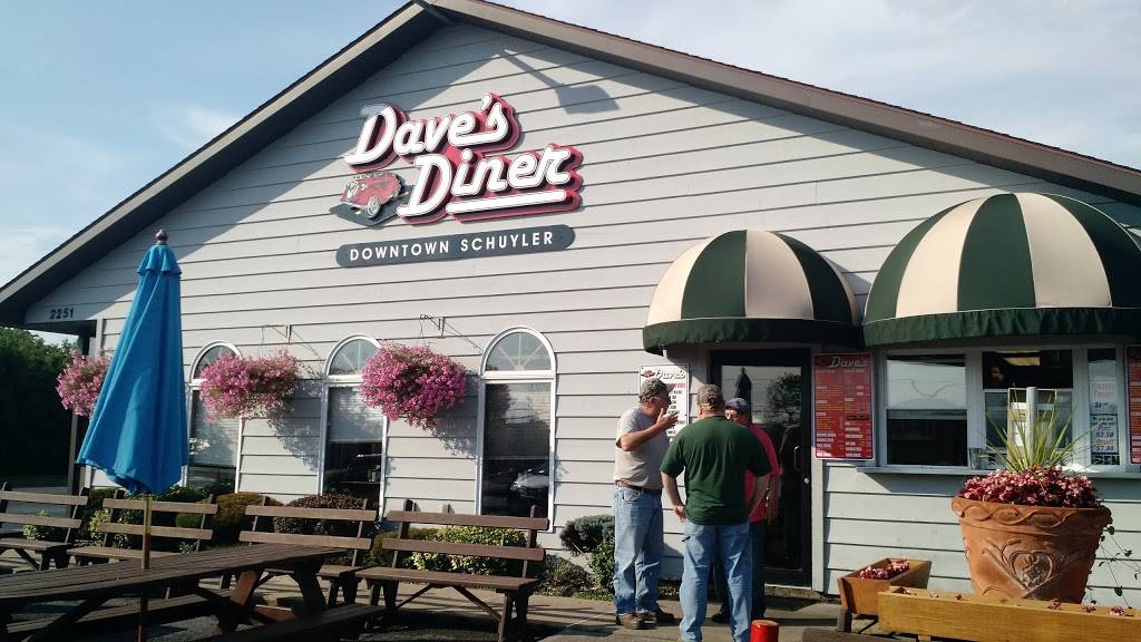Daves Diner | restaurant | 2251 NY-5, Utica, NY 13502, USA | 3157354332 OR +1 315-735-4332